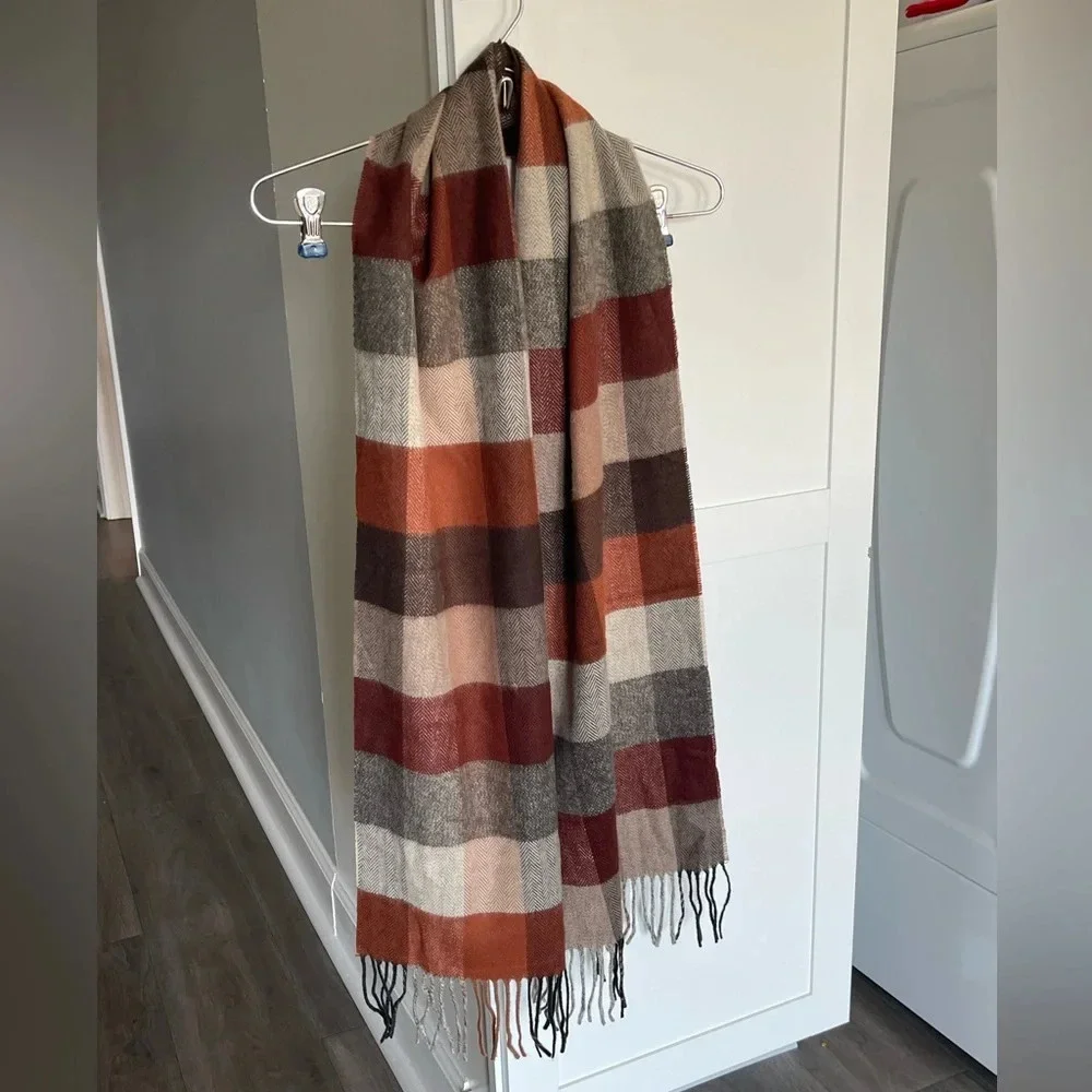 V Fraas Plaid Multicolor Scarf With Fringe 100% Acrylic Made In Germany